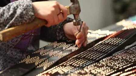 Cintura in pelle da donna alla moda con decorazione rivetto (JYB-202001)